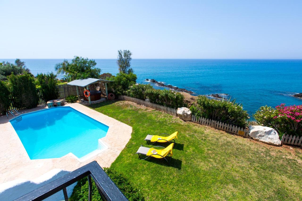 Villa Clarissa & Carmel View Paphos 外观 照片