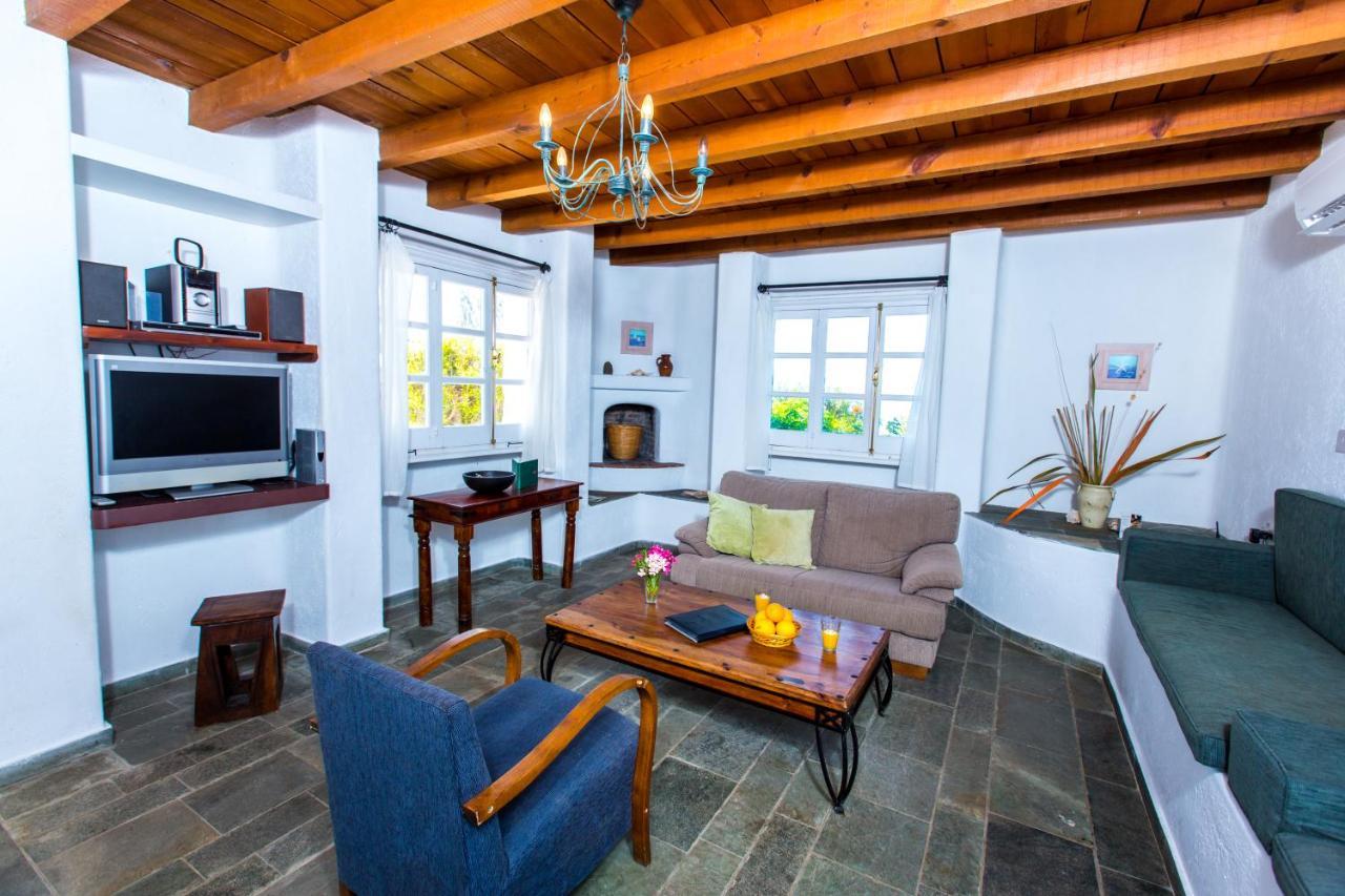 Villa Clarissa & Carmel View Paphos 外观 照片